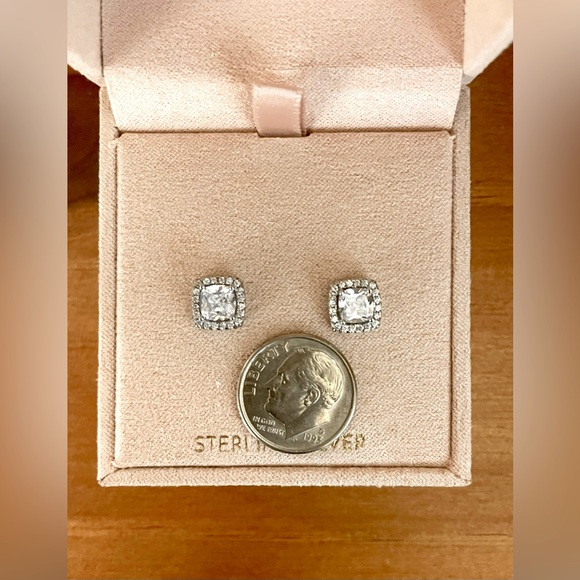 Cubic Zirconia Halo Stud Earrings Silver Nordstrom Gift Box - Picture 2 of 3